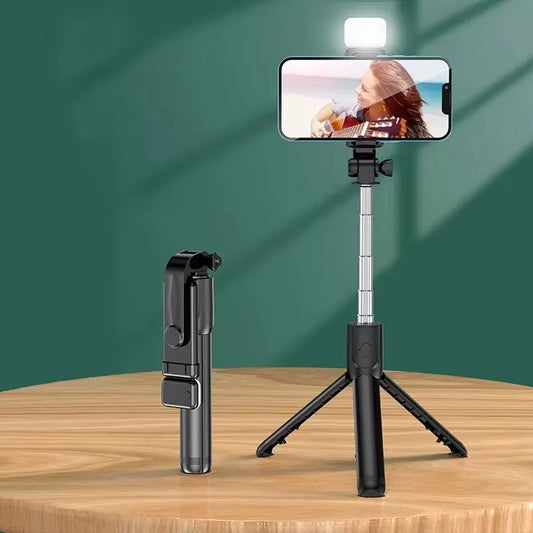 Monopod Remote Shutter Fill Light for Iphone Samsung Xiaomi Phone Holder Mini Tripod Wireless Bluetooth Selfie Stick